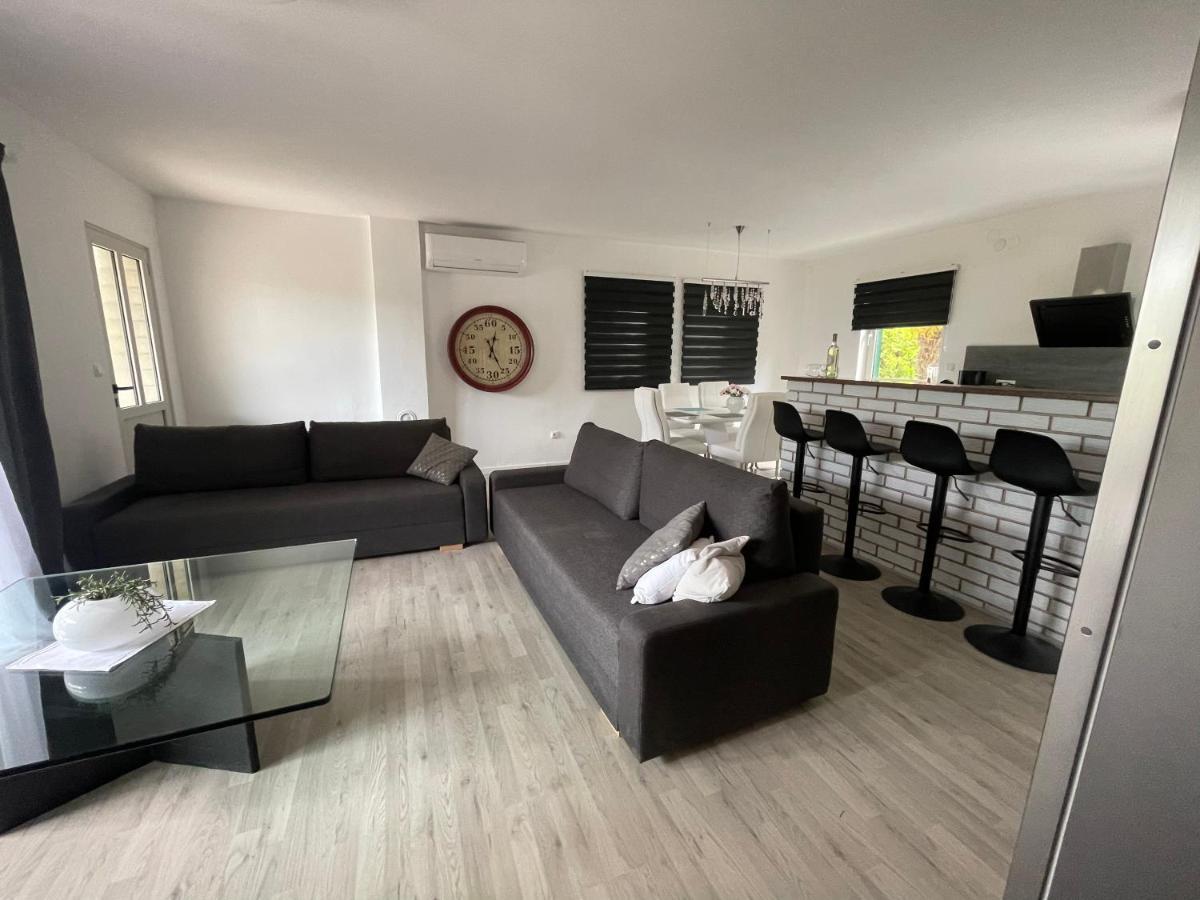 Apartment Enna A Meerblick Perfect Location Medulin